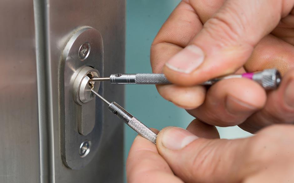 tarifs serrurier ouverture de porte Salon-de-Provence
